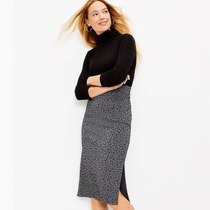 Loft metallic leopard print knit midi skirt L